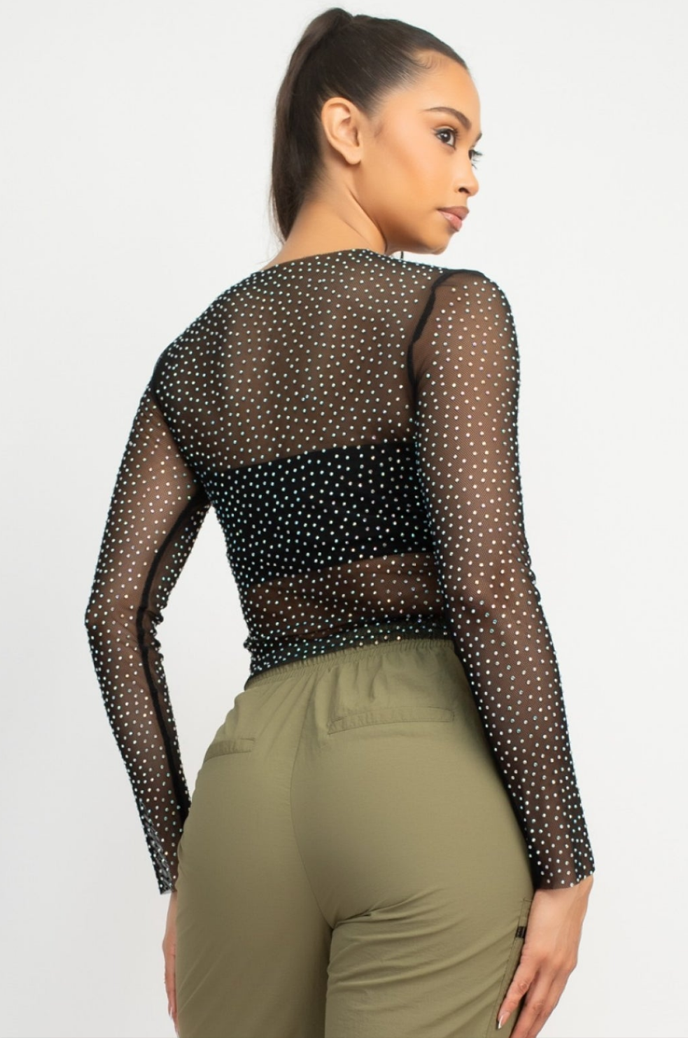Blusa rhinestone y mangas largas