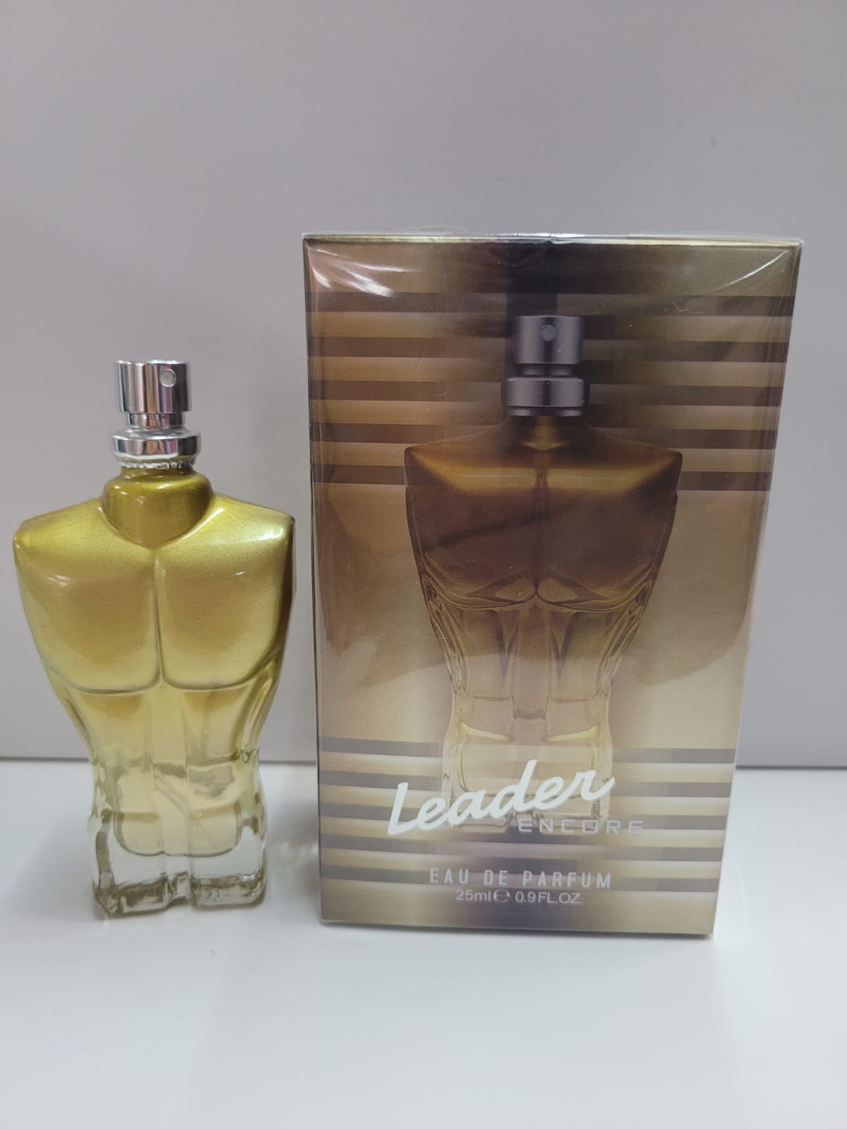 Colección Leader de Perfumes para hombres Pequeños.