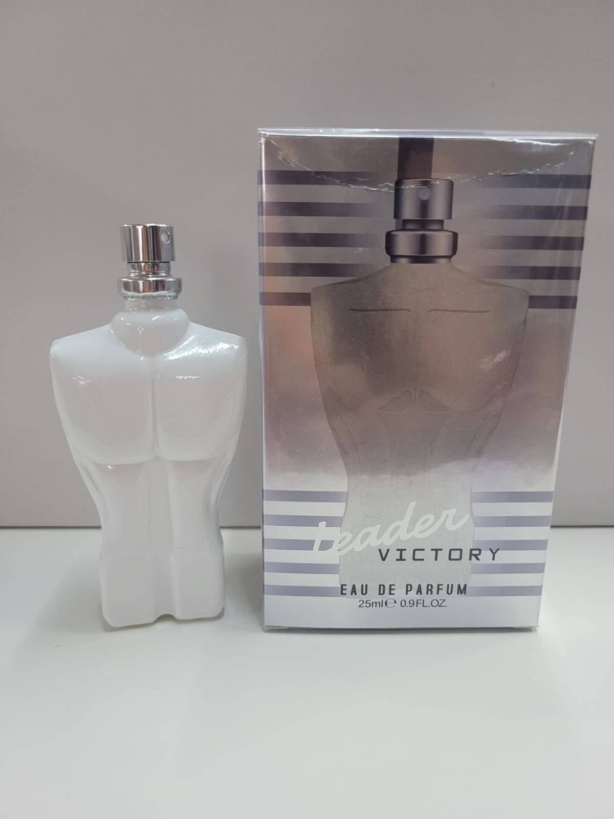 Colección Leader de Perfumes para hombres Pequeños.