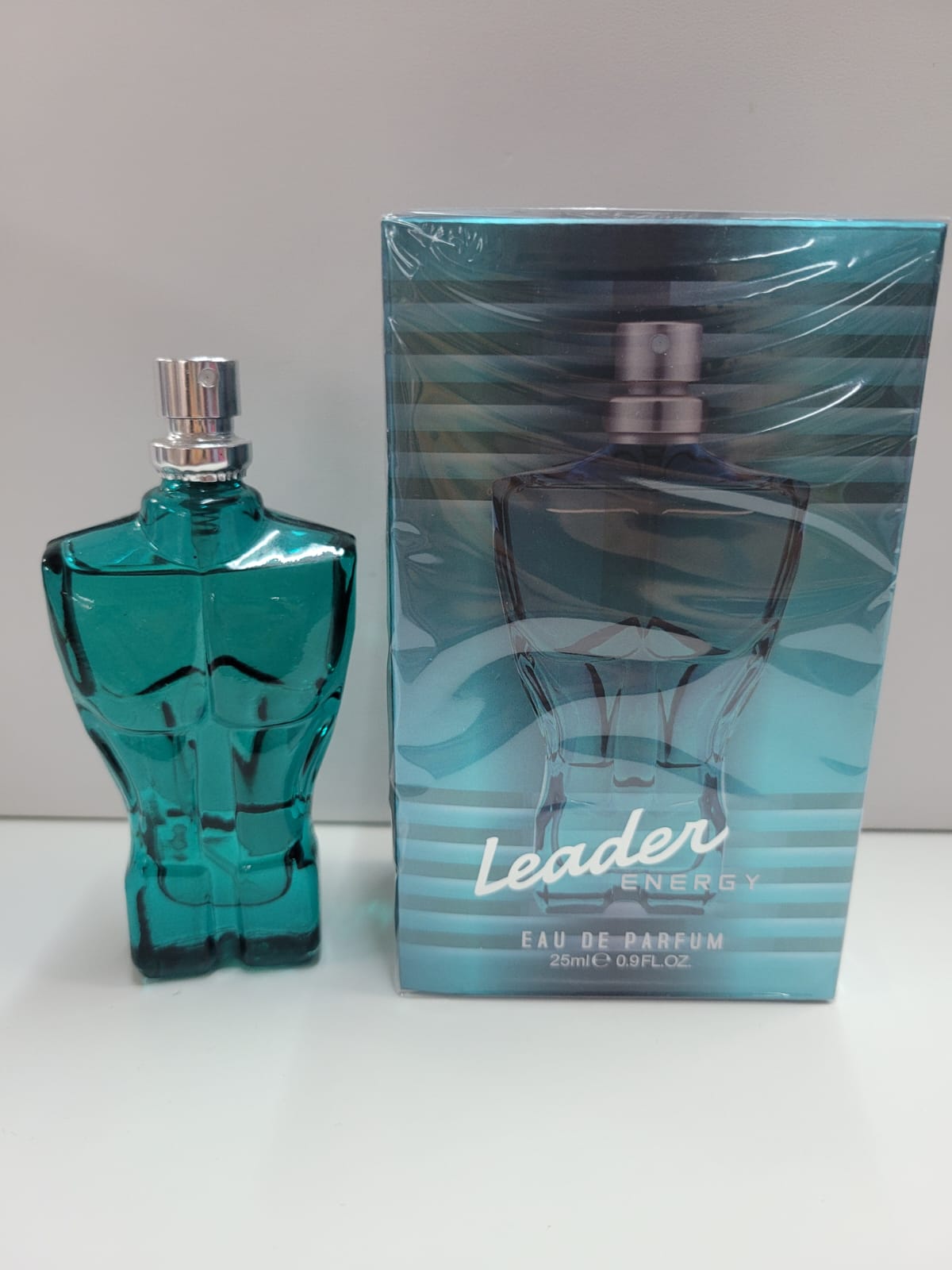 Colección Leader de Perfumes para hombres Pequeños.