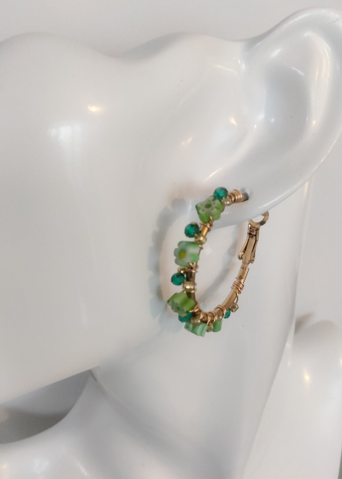 Pantallas de Argollas en gold plate y piedras finas