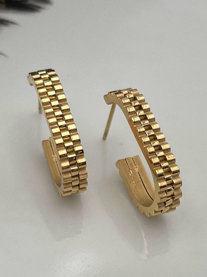 Aretes de Stainles Steel en Color dorado
