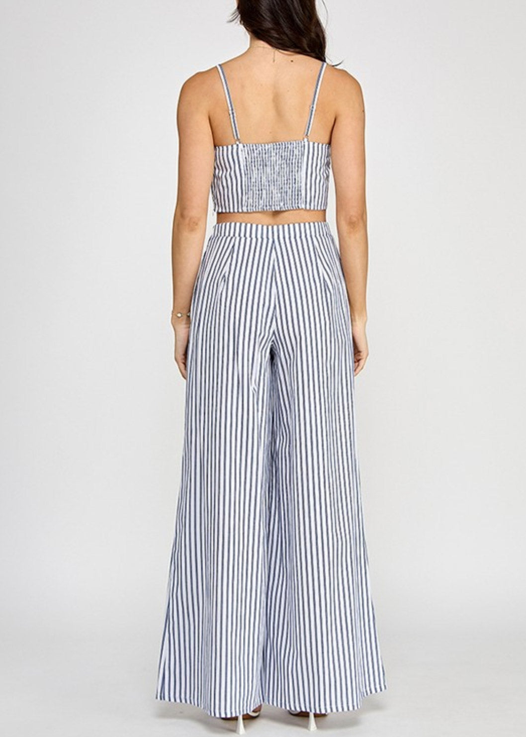 SLVLS TWIST FRONT DETAIL TOP W/ PANT SET