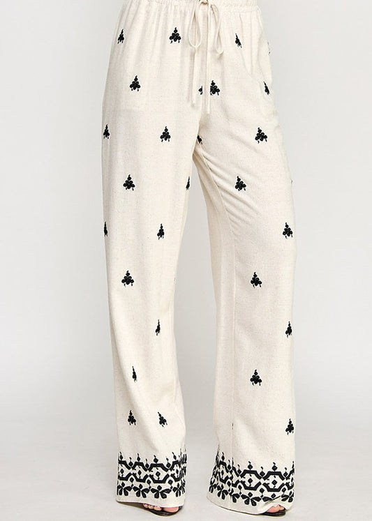EMBROIDERY DETAIL PULL ON PANTS