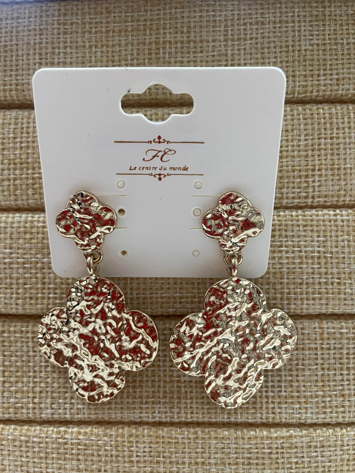 Arete forma de flor colgante
