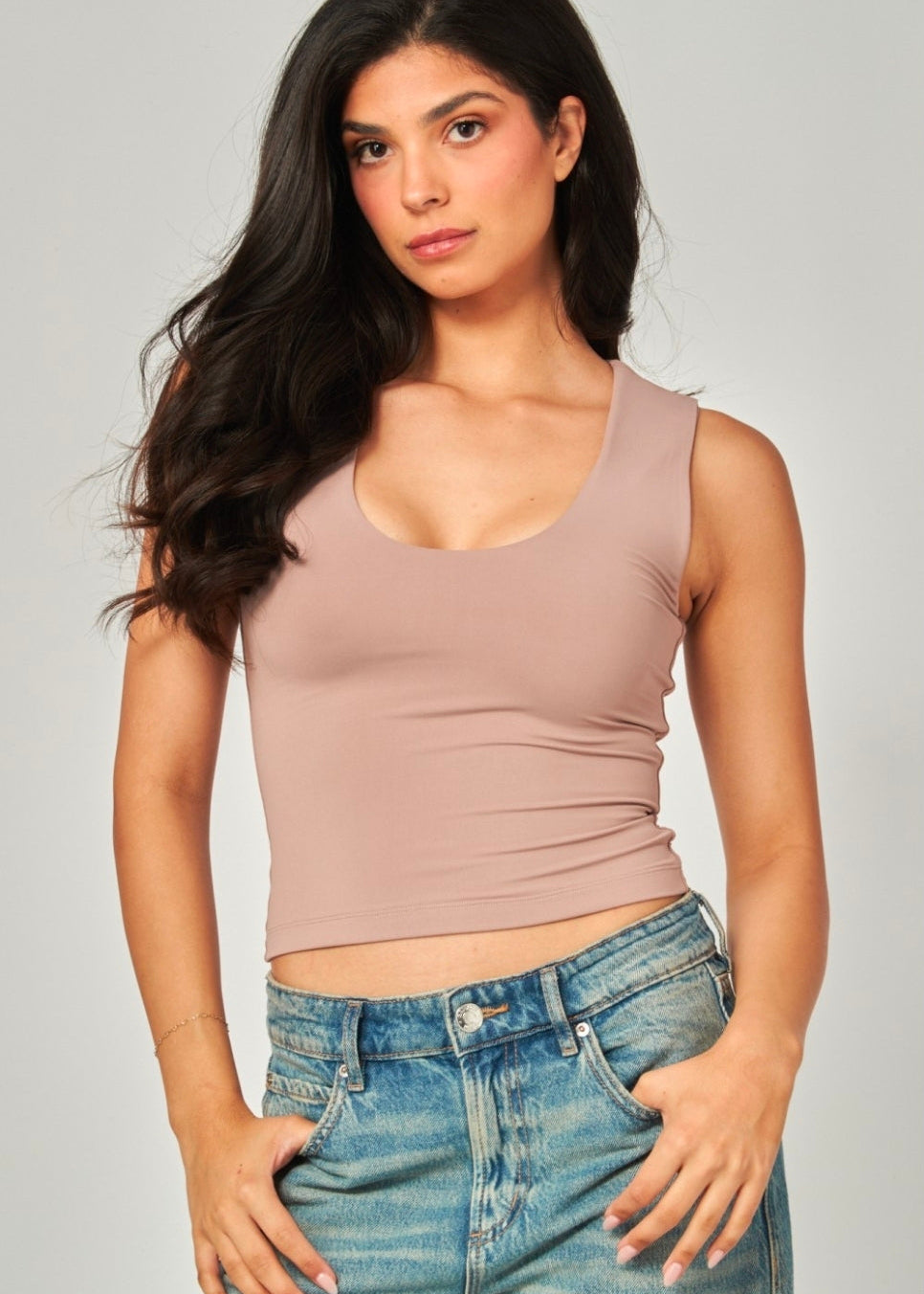 Color Mushroom | Contour Double Layered Scoop Neck Tank Top