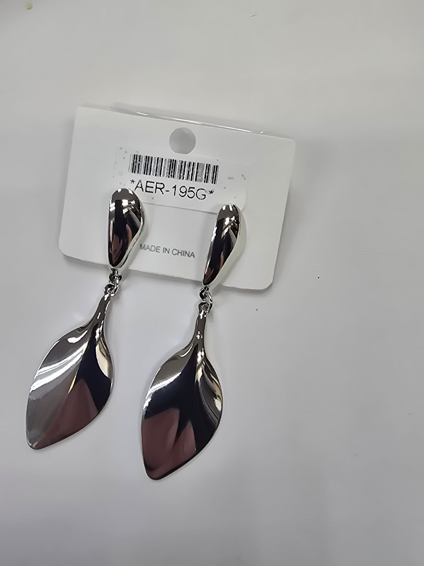 Aretes de hoja colores sólidos doradas y platas
