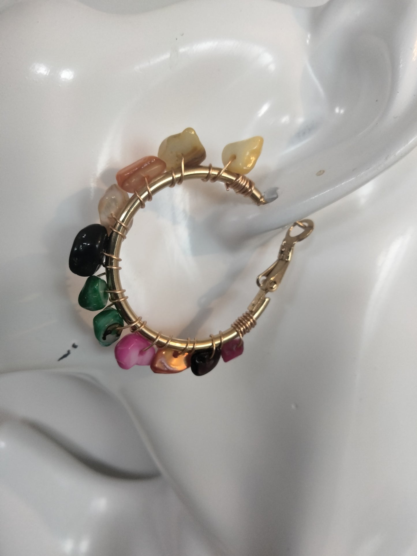 Pantallas de Argollas en gold plate y piedras finas