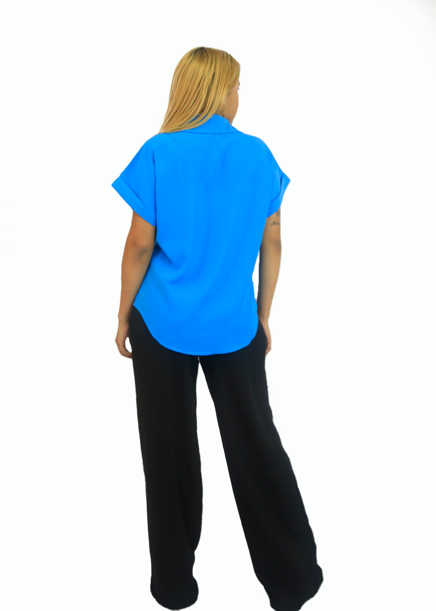 Blusa mangas cortas de color solido
