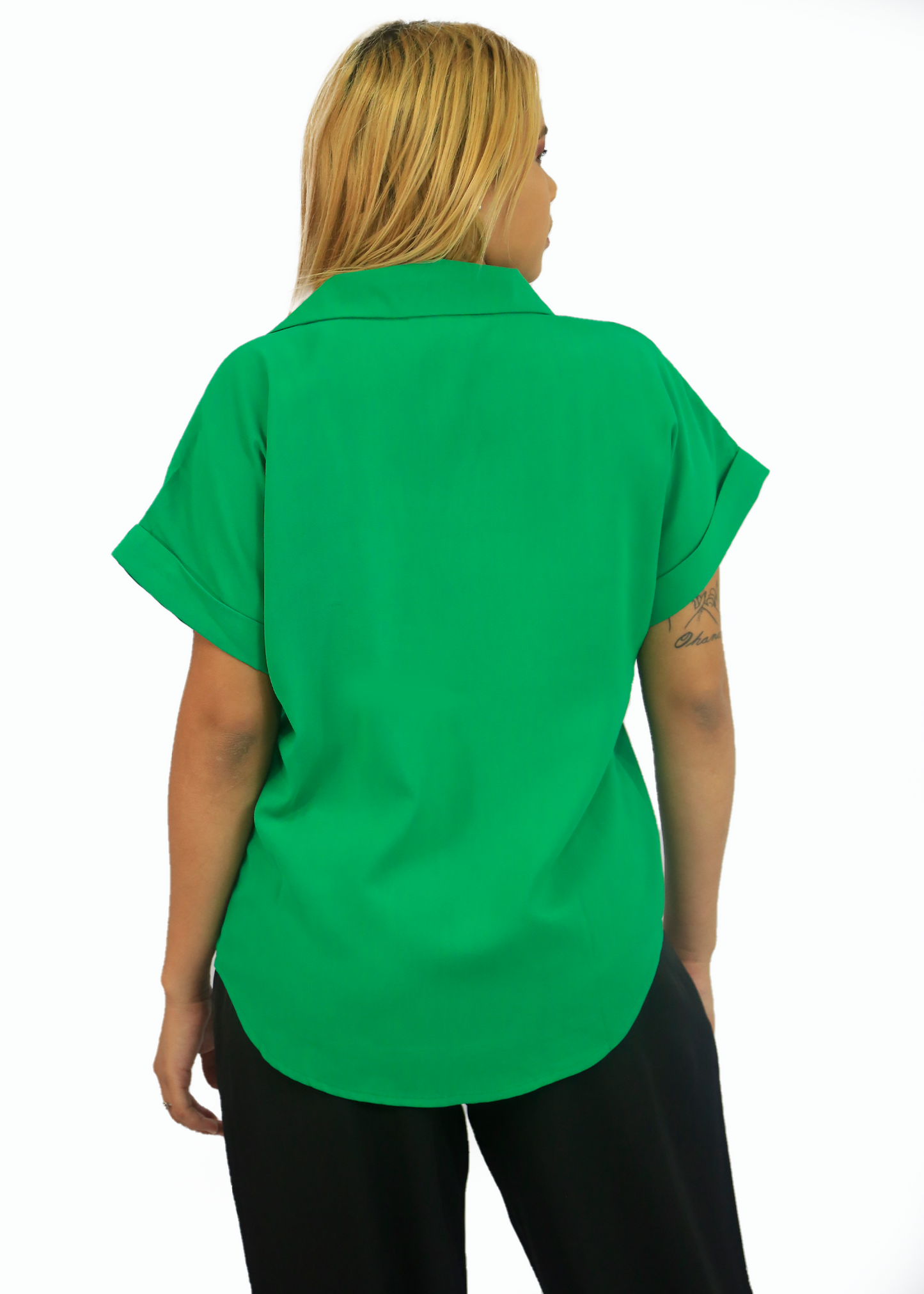 Blusa mangas cortas de color solido