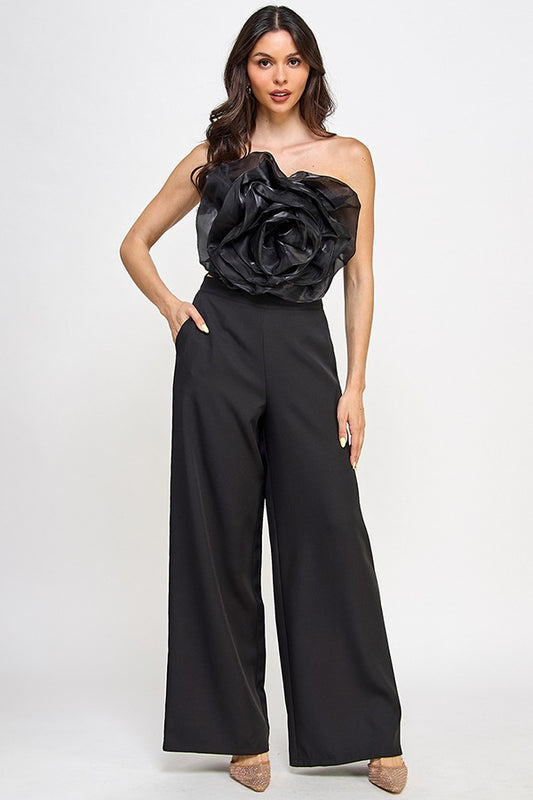 STRAPLESS FRONT RUFFLE DETAIL | Color Black