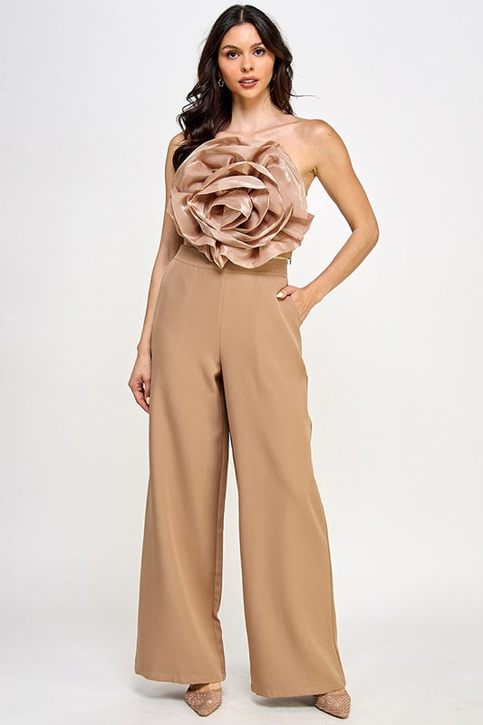 STRAPLESS FRONT RUFFLE DETAIL | Color Mocha