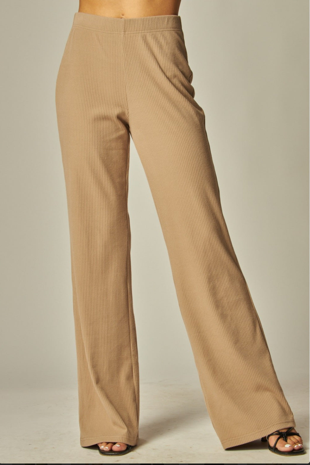 Soft Rib Wide Leg Pants
Fabric | Taupe