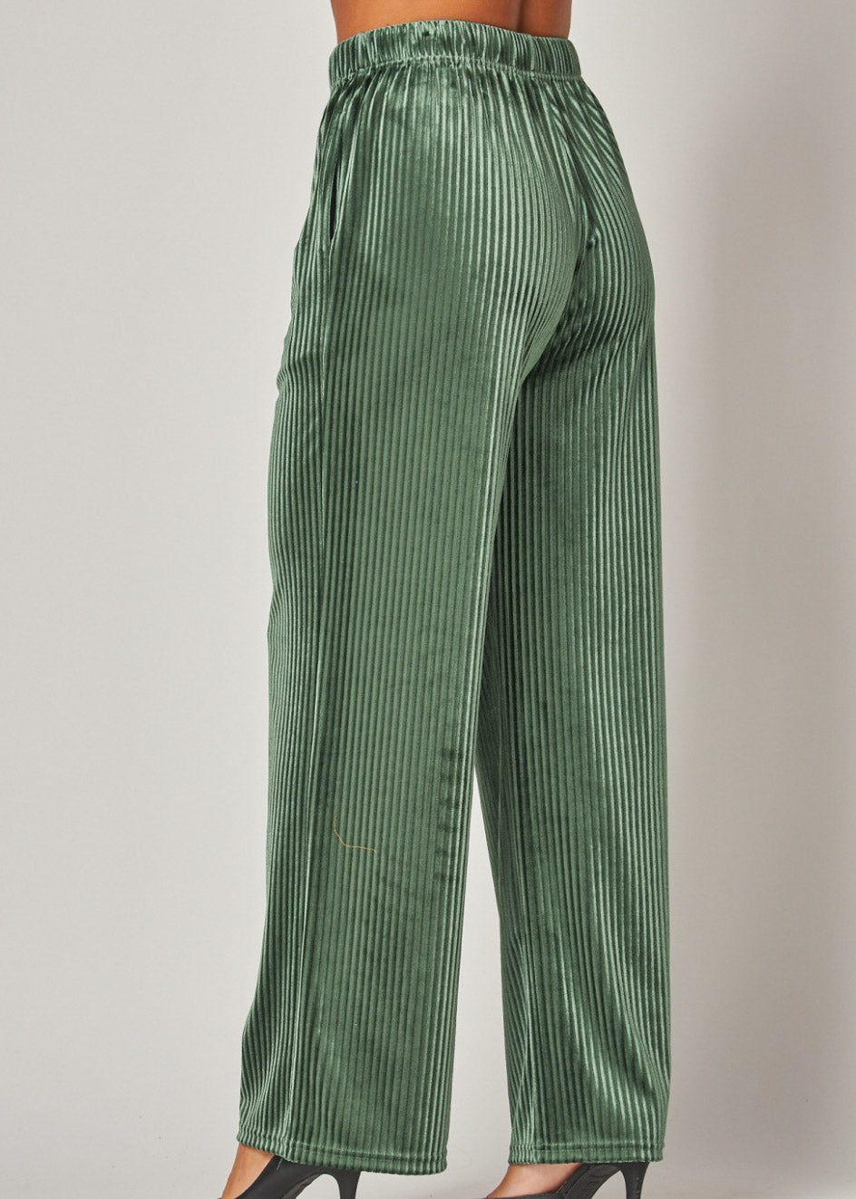 Ribbed Velvet High-waist Wide-leg Pants| HUNTER GREEN