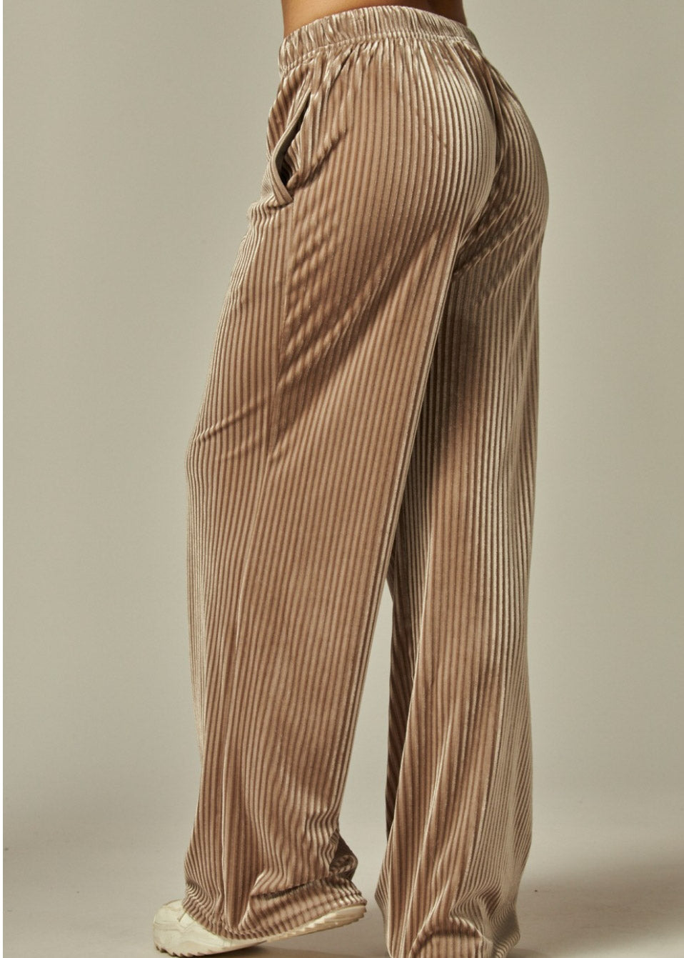 Ribbed Velvet High-waist Wide-leg Pants| COCO