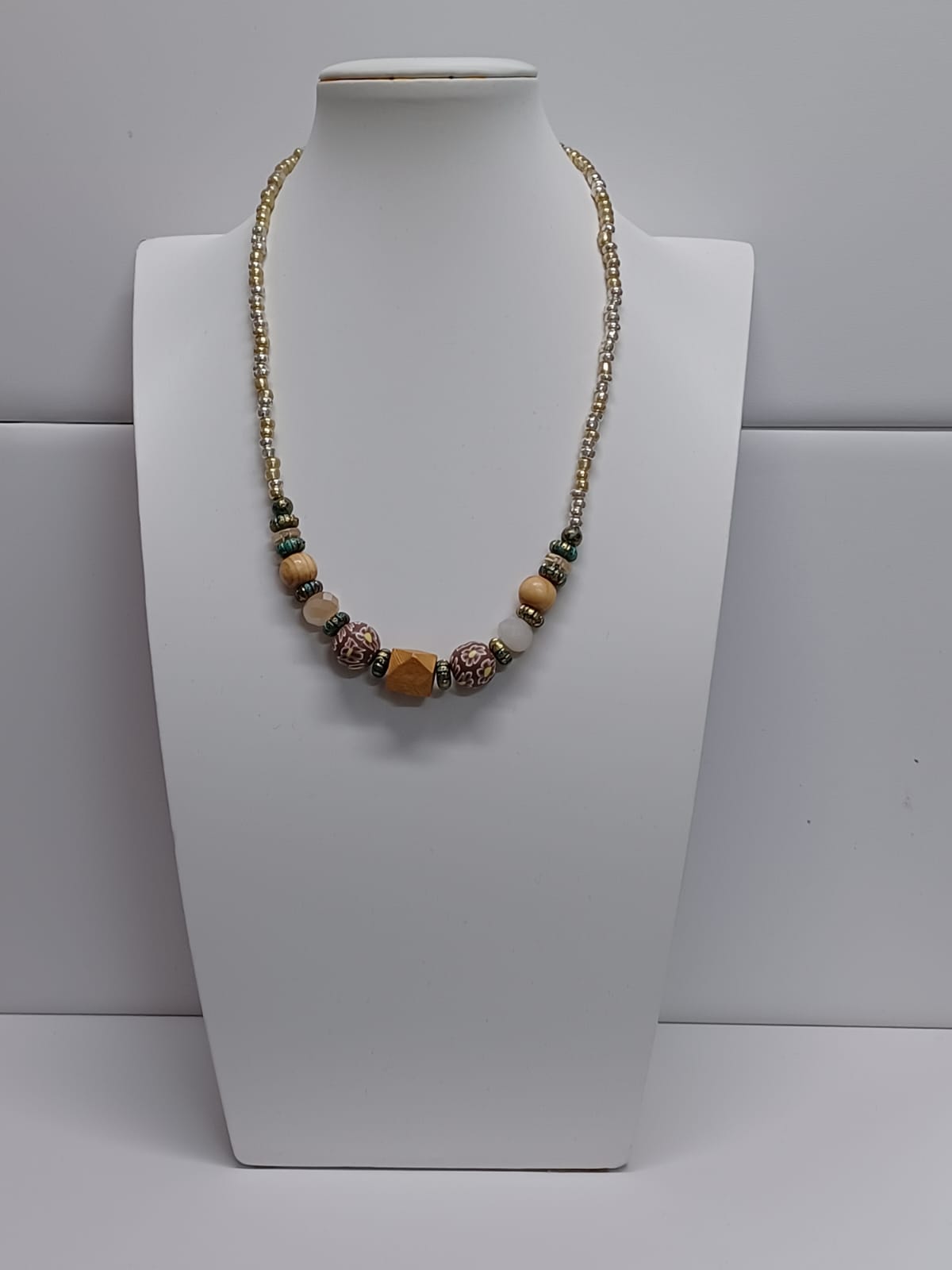 Collar | Piedras madera y cristal