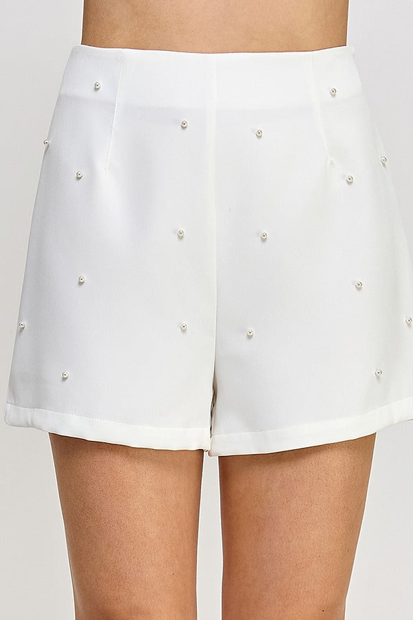 HIGH WAIST PEARL DETAIL SHORT