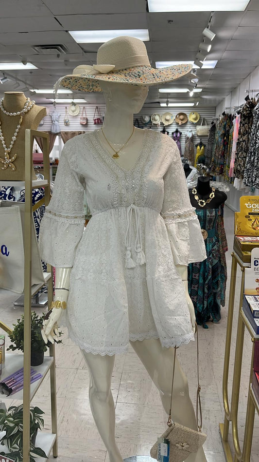 Traje corto blanco