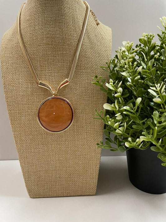 Collar de piedra