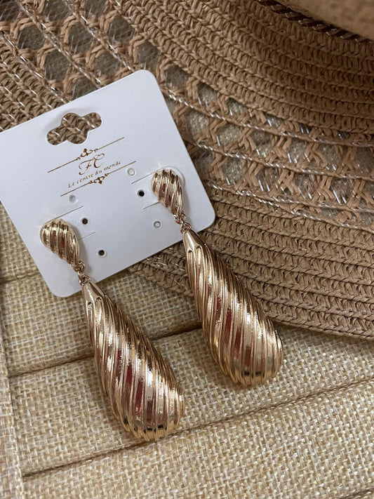 Aretes en formade gota largos