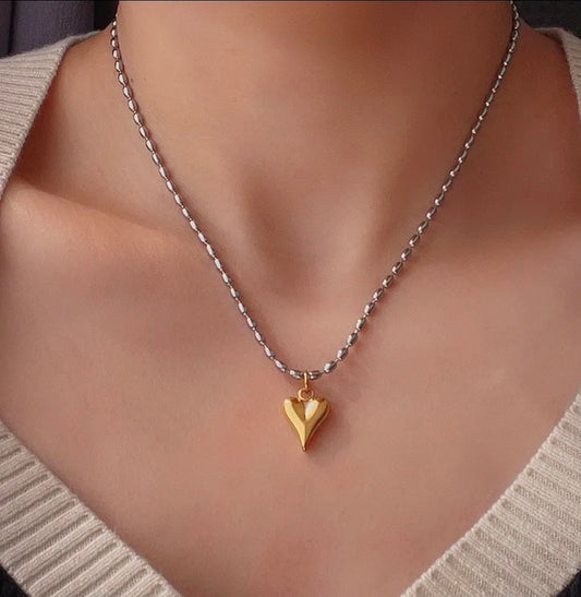 Collar con pendant de corazón