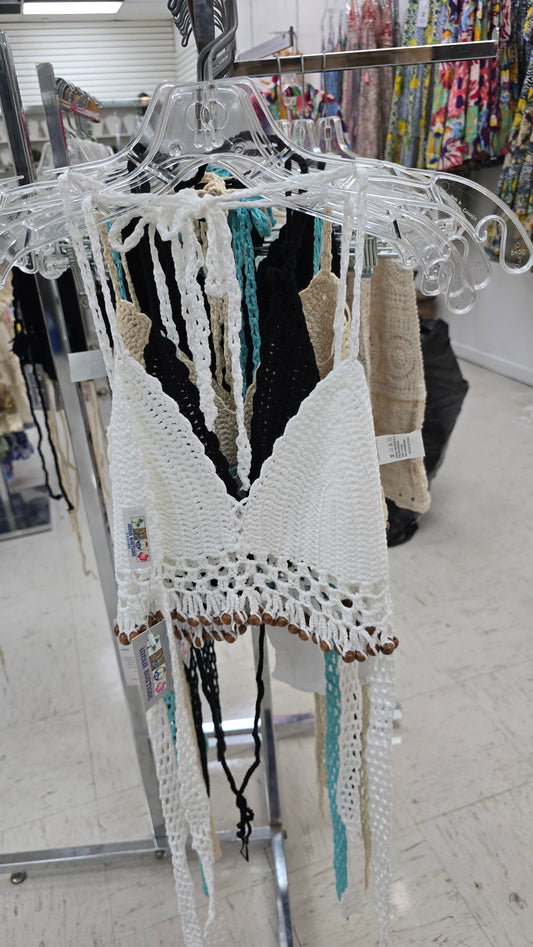 Blusa Tejida india con colgantes de Madera
