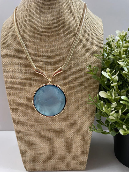 Collar de piedra