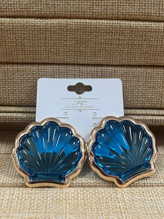 Aretes de concha en cristal