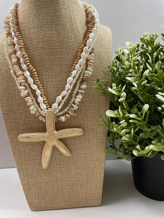Collar de estrellas y caracoles