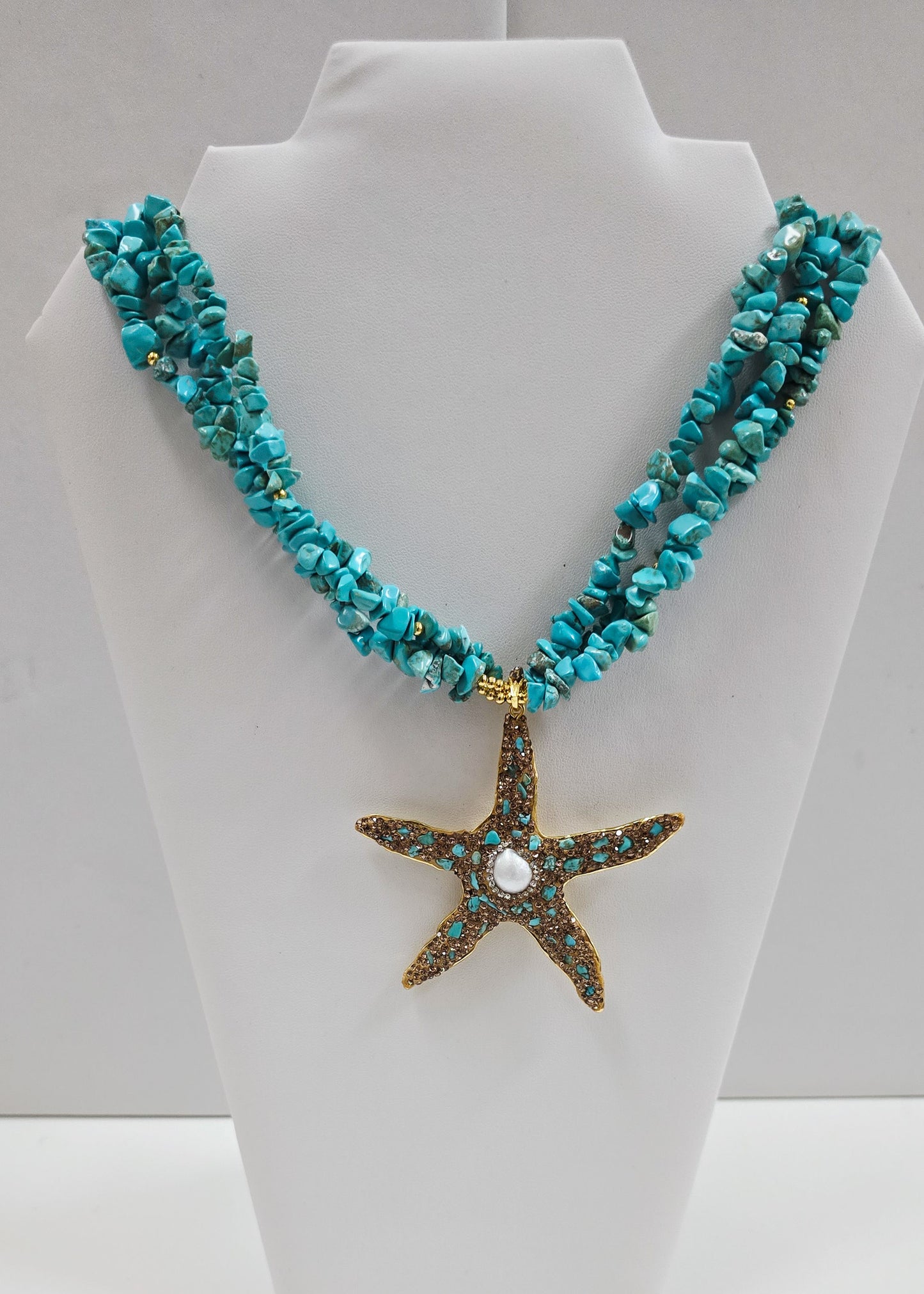 Collar de piedras y estrellas de Mar con Perla
