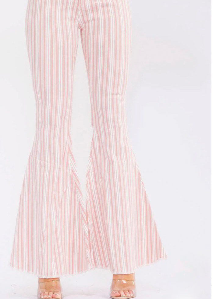 WOMEN'S BUTTON CLOSURE
POCKETS BELL LEG
STRETCH DENIM STRIPES
PANTS