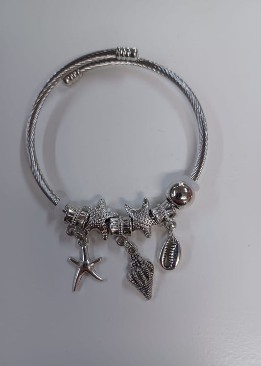 Pulseras con charms ( dijes)
