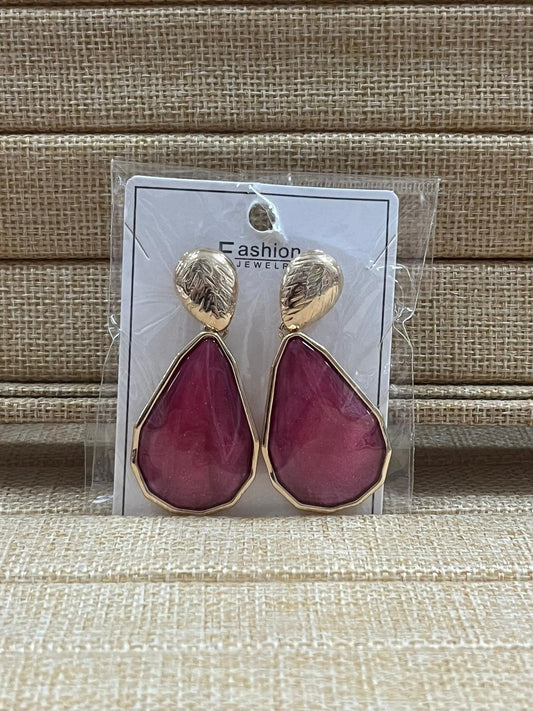Arete de piedra en forma de gota