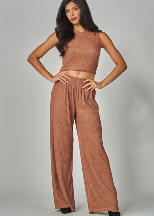 Elastic waistband pull on wide leg pants | Color Mocha