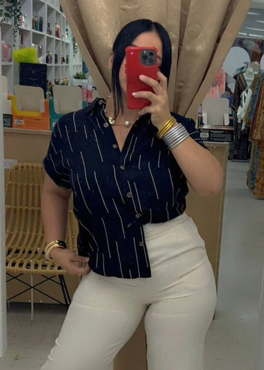 Blusa con mangas y botones