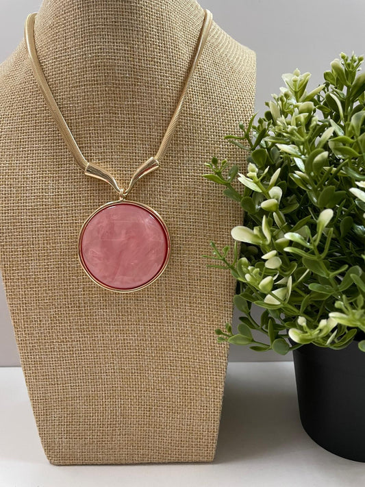 Collar de piedra